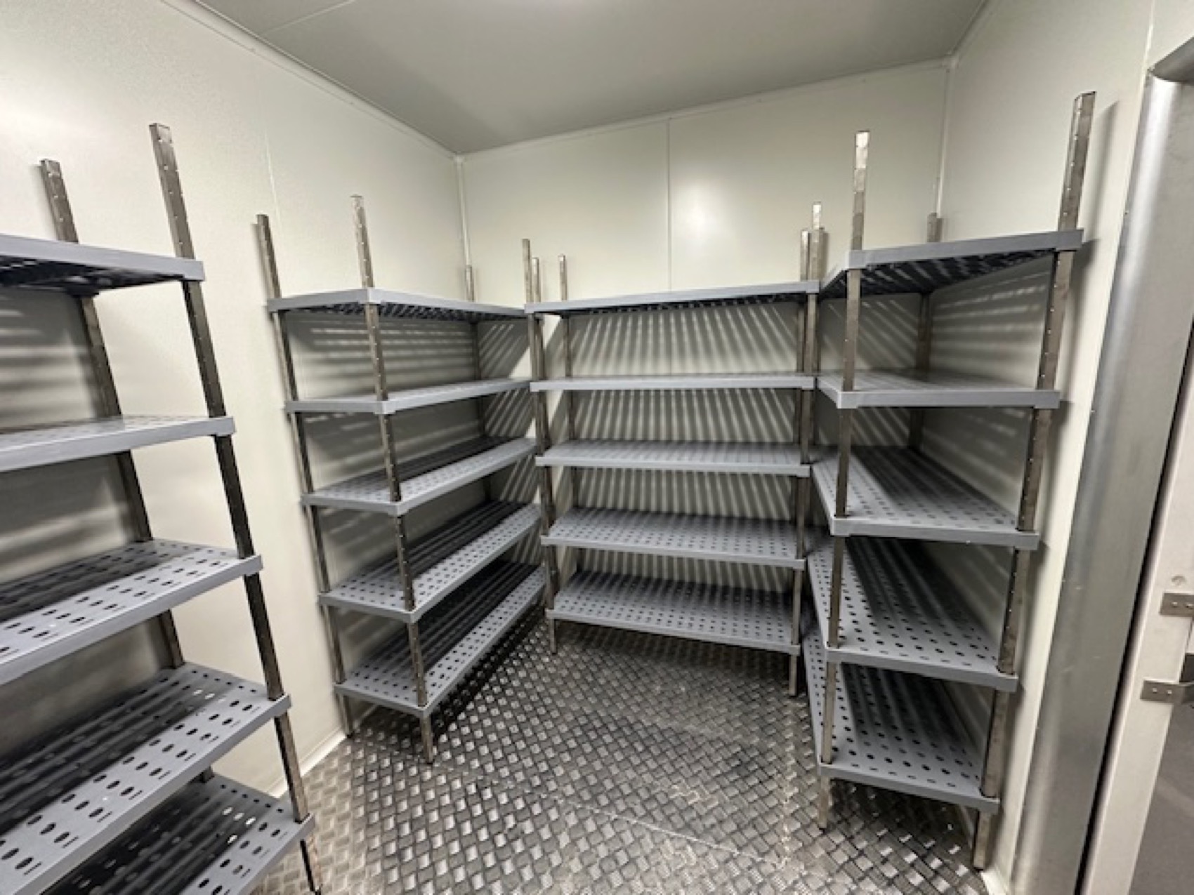 Commercial Refrigeration & Fridge Repairs Ipswich visual for RHQ commercial service page