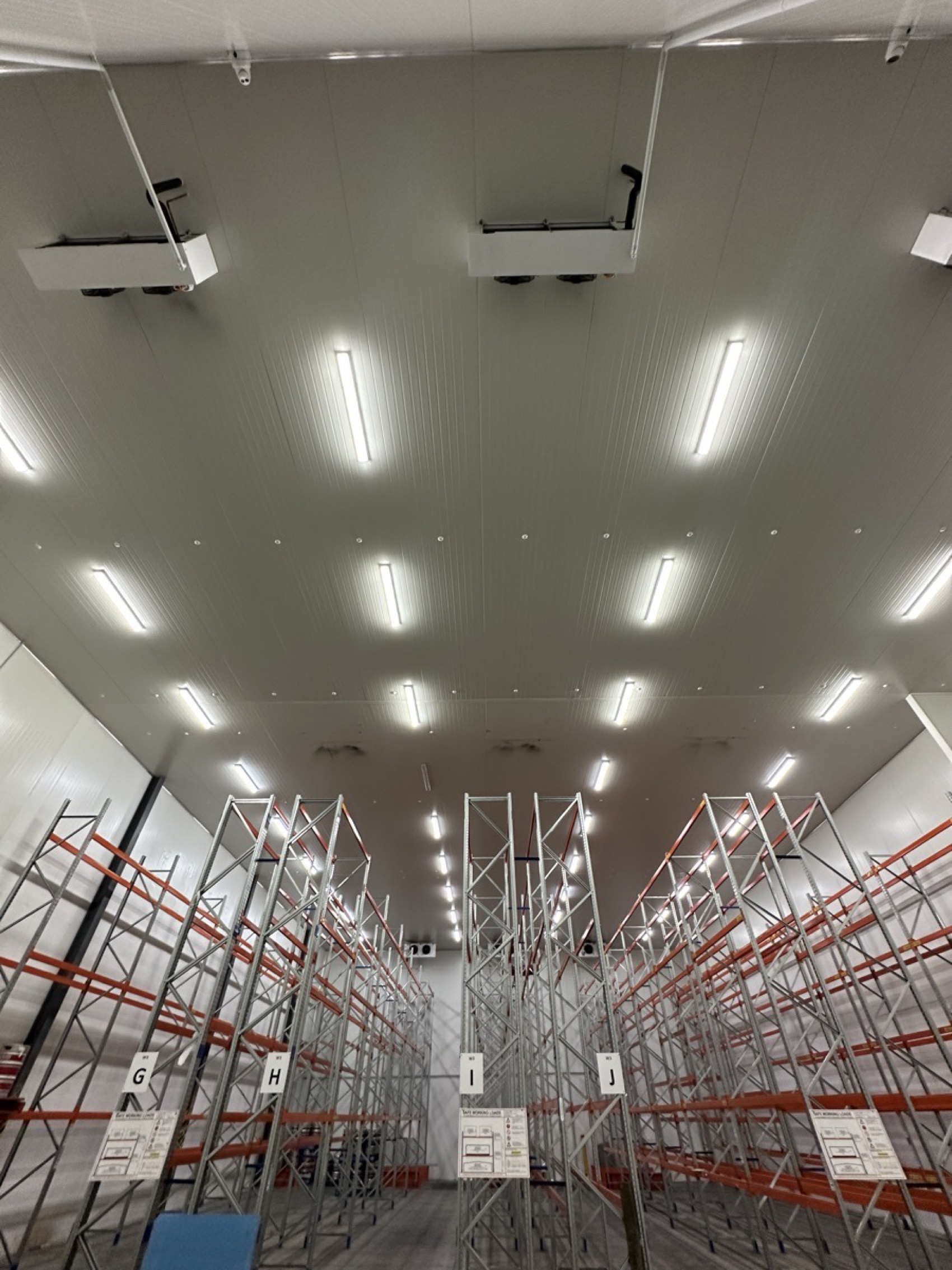 24/7 Emergency Refrigeration Repairs visual for RHQ commercial service page